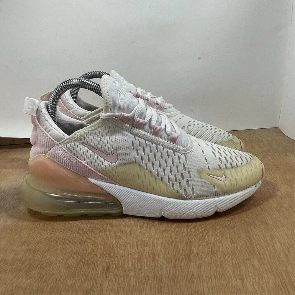 Nike Air Max 270 Women's Size 7.5 Running Shoes Sneakers White Soft Pink Comfort